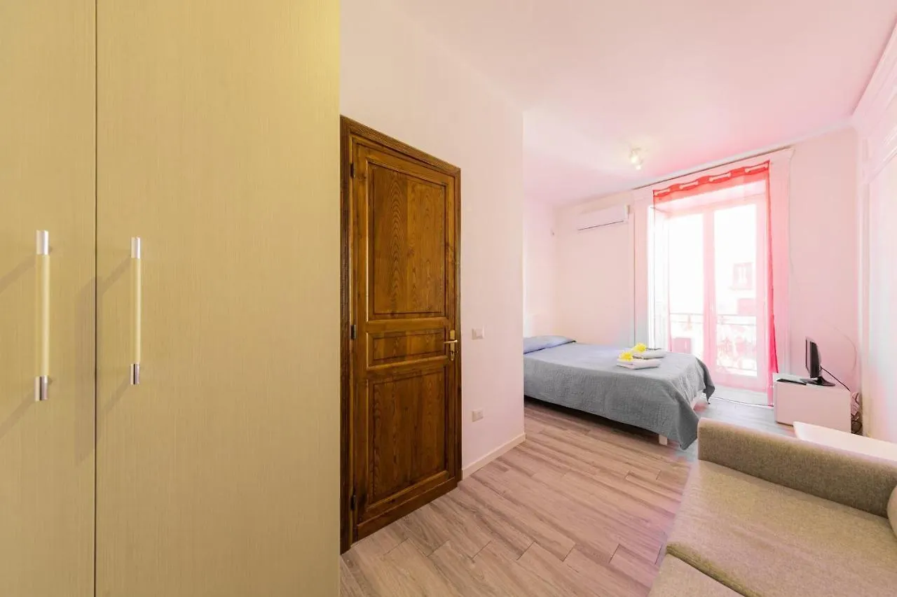 Ester Apartment Cefalu Italy